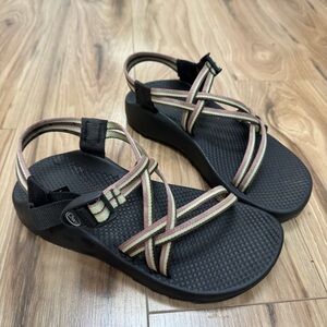 Chaco Womens 8 Wide ZX/1 Brown Pink Multi Unaweep Vibram Sandals Hiking Outdoors